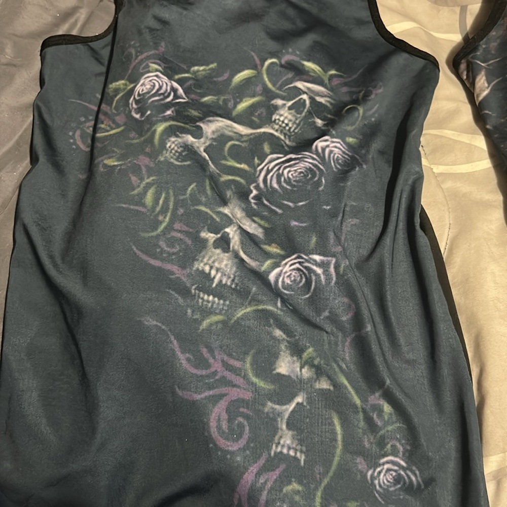 Women's Gothic Skull Tank Tops - Picture 3 of 4